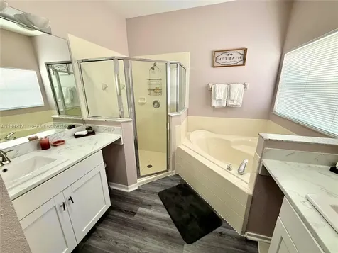 143 Windsor Place Davenport FL 33896