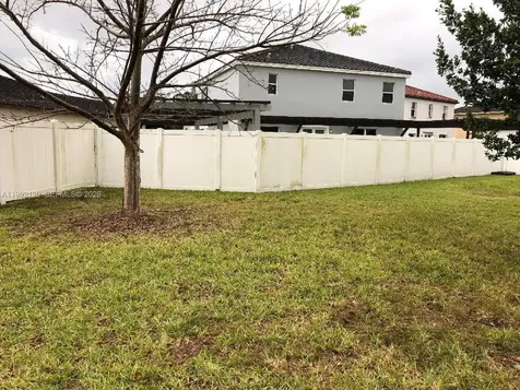 17000 SW 90th Terrace Miami FL 33196