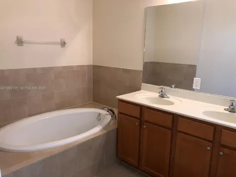 17000 SW 90th Terrace Miami FL 33196