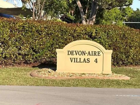 11938 SW 122nd Court Miami FL 33186