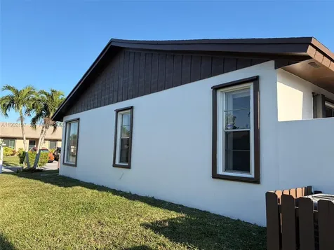 11938 SW 122nd Court Miami FL 33186