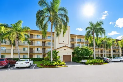 1301 SW 142nd Avenue Pembroke Pines FL 33027
