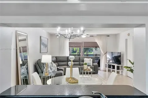 1301 SW 142nd Avenue Pembroke Pines FL 33027
