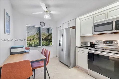 1301 SW 142nd Avenue Pembroke Pines FL 33027
