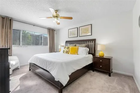1301 SW 142nd Avenue Pembroke Pines FL 33027