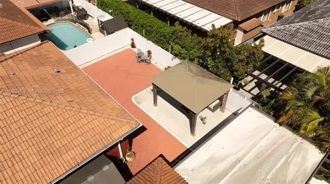 7929 NW 200th Terrace Hialeah FL 33015