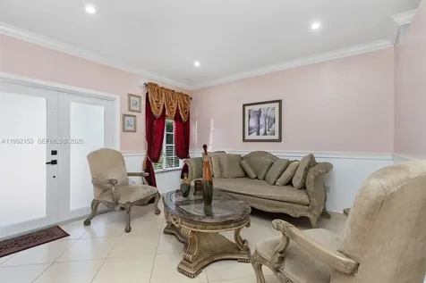 7929 NW 200th Terrace Hialeah FL 33015