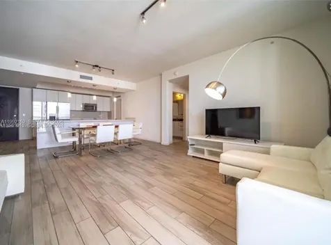 999 SW 1st Avenue Miami FL 33130