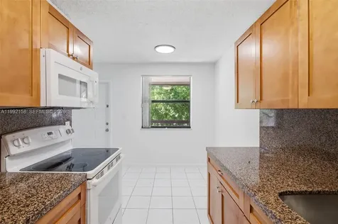 9994 Nob Hill Court Sunrise FL 33351