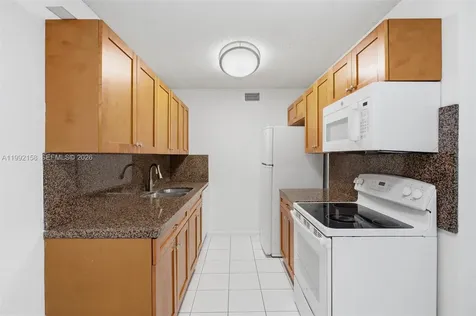 9994 Nob Hill Court Sunrise FL 33351