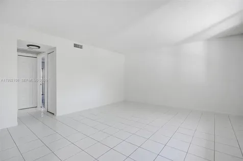 9994 Nob Hill Court Sunrise FL 33351