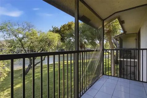 9994 Nob Hill Court Sunrise FL 33351