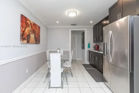 1261 W 43rd Place Hialeah FL 33012