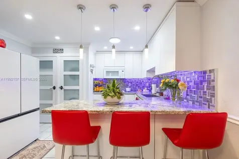 1261 W 43rd Place Hialeah FL 33012