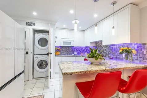 1261 W 43rd Place Hialeah FL 33012
