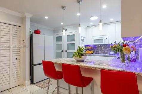 1261 W 43rd Place Hialeah FL 33012