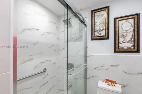 1261 W 43rd Place Hialeah FL 33012