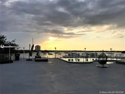 7904 West Drive North Bay Village FL 33141