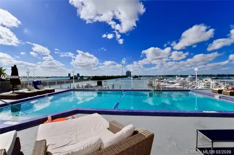 7904 West Drive North Bay Village FL 33141