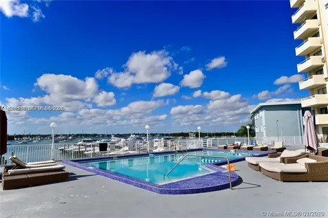 7904 West Drive North Bay Village FL 33141