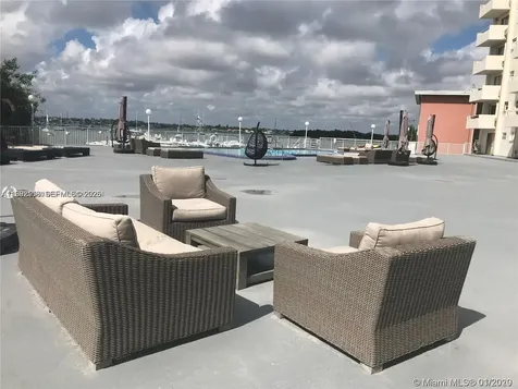 7904 West Drive North Bay Village FL 33141