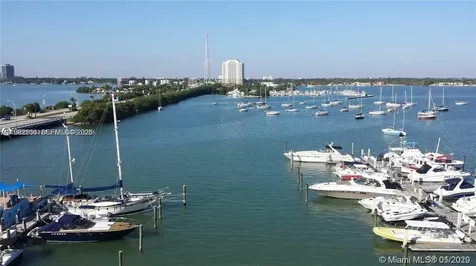 7904 West Drive North Bay Village FL 33141