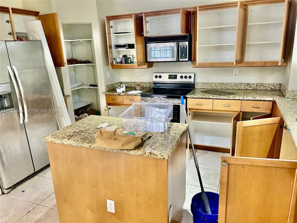 1445 SW 11th Place Fort Lauderdale FL 33312