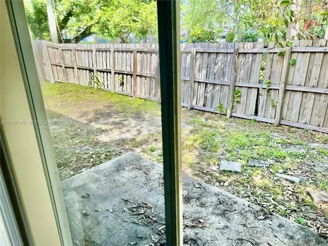 1445 SW 11th Place Fort Lauderdale FL 33312