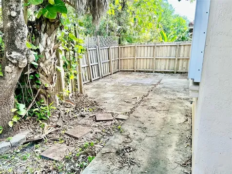 1445 SW 11th Place Fort Lauderdale FL 33312