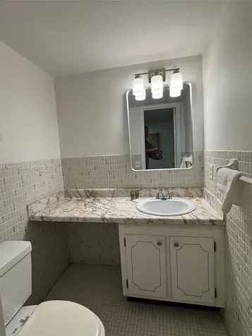 2200 E Hallandale Beach Boulevard Hallandale Beach FL 33009