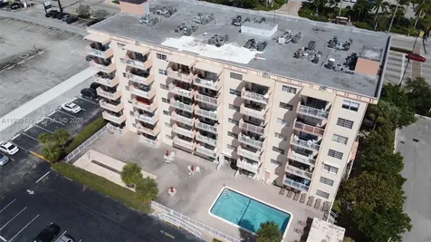 2200 E Hallandale Beach Boulevard Hallandale Beach FL 33009
