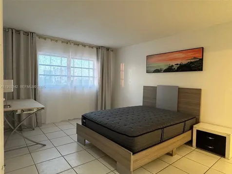 2200 E Hallandale Beach Boulevard Hallandale Beach FL 33009