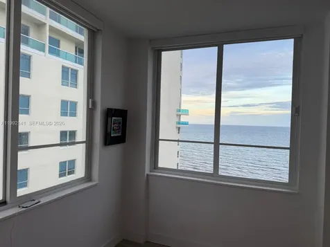 5005 Collins Avenue Miami Beach FL 33140