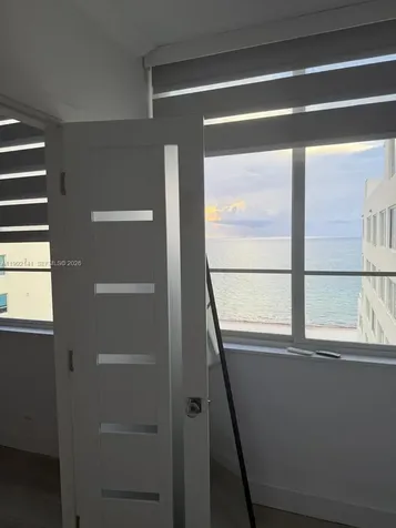 5005 Collins Avenue Miami Beach FL 33140