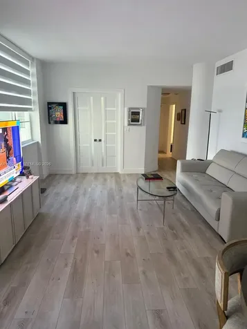5005 Collins Avenue Miami Beach FL 33140