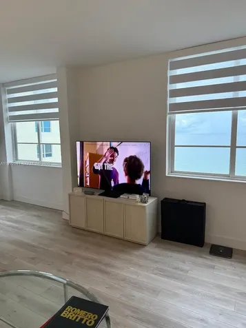 5005 Collins Avenue Miami Beach FL 33140