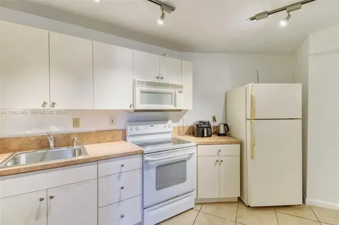 800 Parkview Drive Hallandale Beach FL 33009