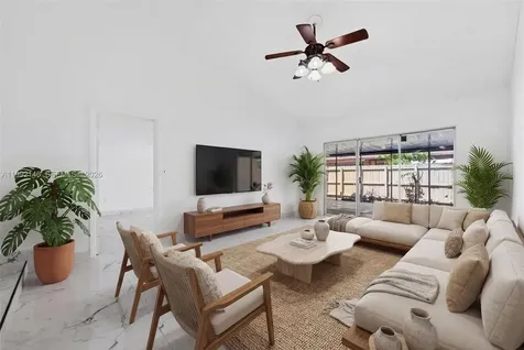 10351 Juniper Court Pembroke Pines FL 33026