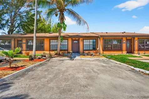 10351 Juniper Court Pembroke Pines FL 33026