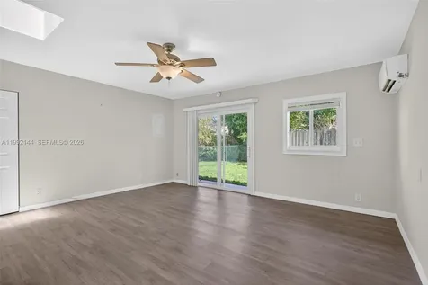 3900 NE 22nd Avenue Lighthouse Point FL 33064