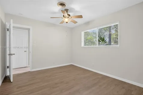 3900 NE 22nd Avenue Lighthouse Point FL 33064