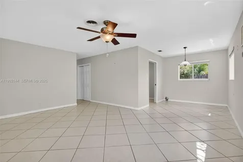 3900 NE 22nd Avenue Lighthouse Point FL 33064
