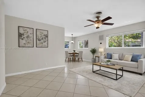 3900 NE 22nd Avenue Lighthouse Point FL 33064