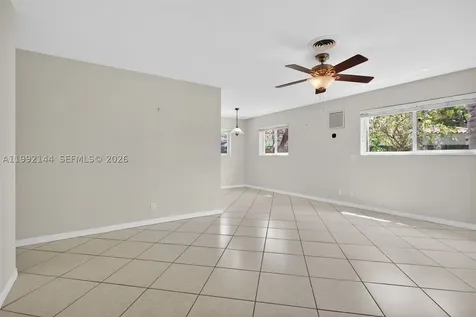 3900 NE 22nd Avenue Lighthouse Point FL 33064