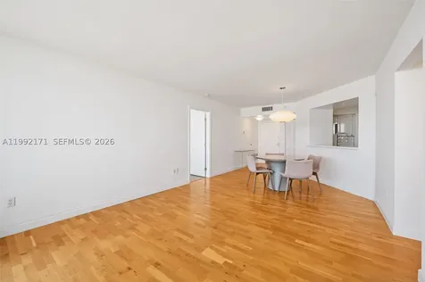 1900 Sunset Harbour Drive Miami Beach FL 33139