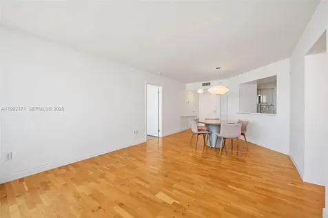 1900 Sunset Harbour Drive Miami Beach FL 33139