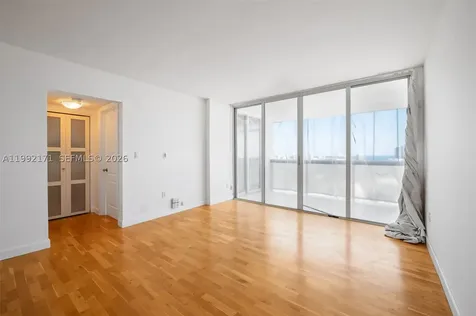 1900 Sunset Harbour Drive Miami Beach FL 33139
