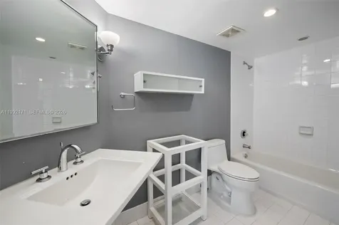 1900 Sunset Harbour Drive Miami Beach FL 33139