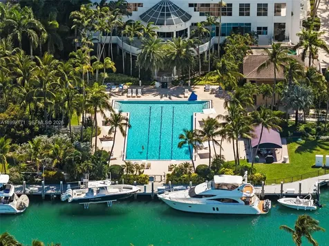 1900 Sunset Harbour Drive Miami Beach FL 33139