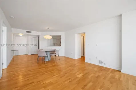1900 Sunset Harbour Drive Miami Beach FL 33139